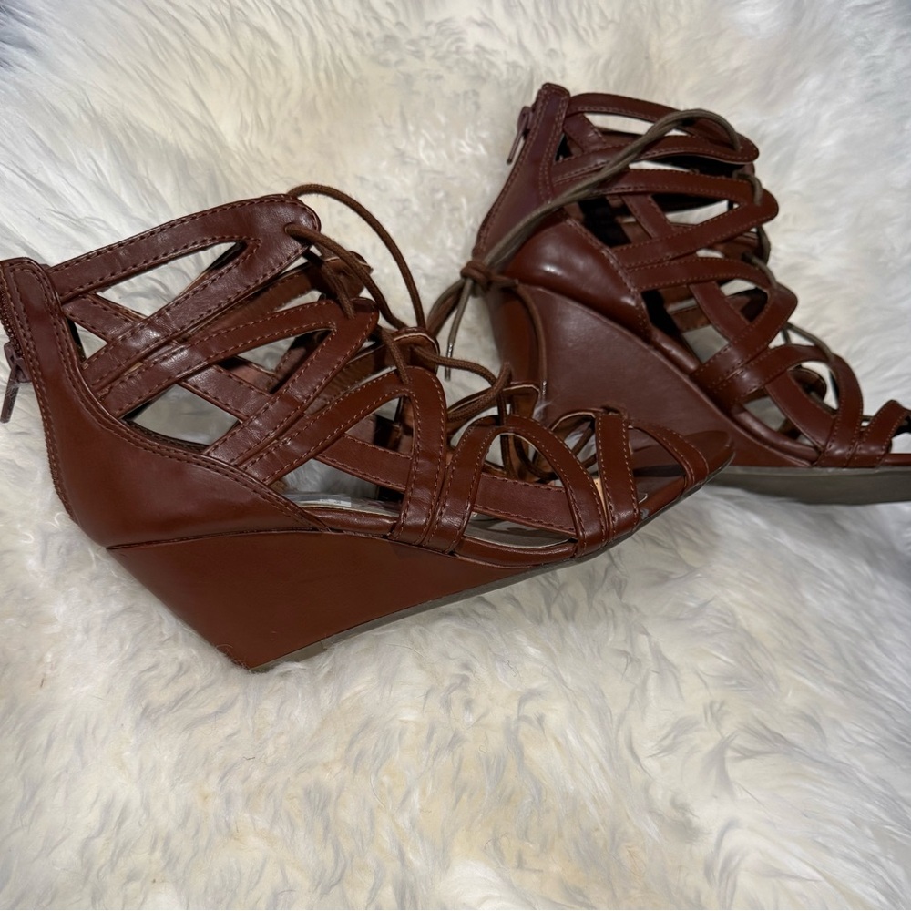 BNWT!Material Girl Brown Strappy Lace-Up Wedge Sandals